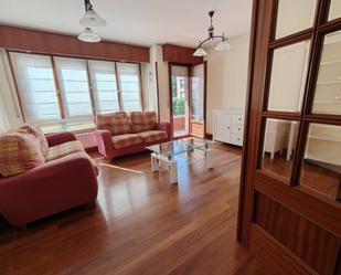Sala d'estar de Pis de lloguer en Etxebarri amb Calefacció, Terrassa i Traster