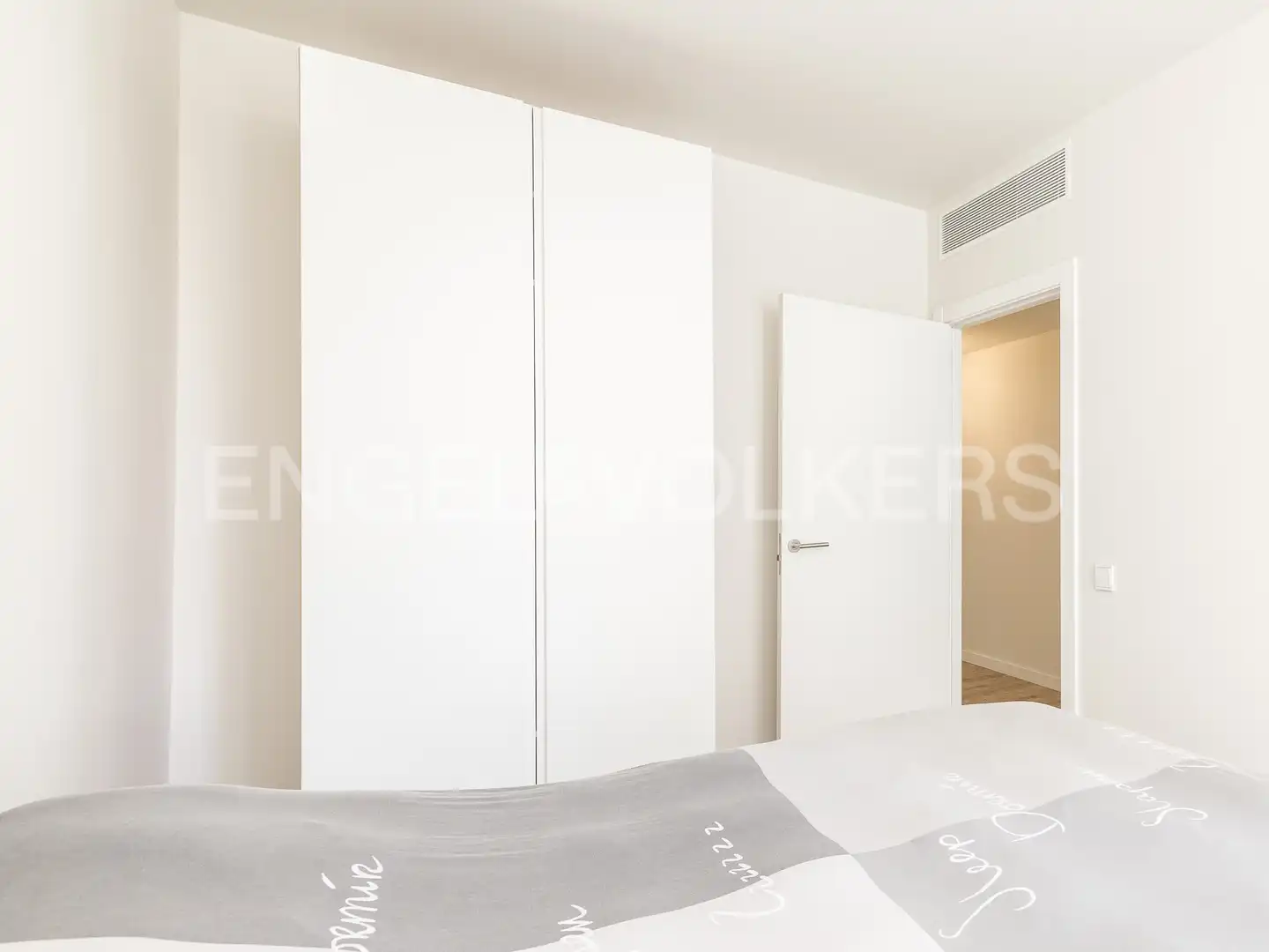 Habitación de Piso en venta en Sant Adrià de Besòs con Aire acondicionado, Calefacción y Parquet