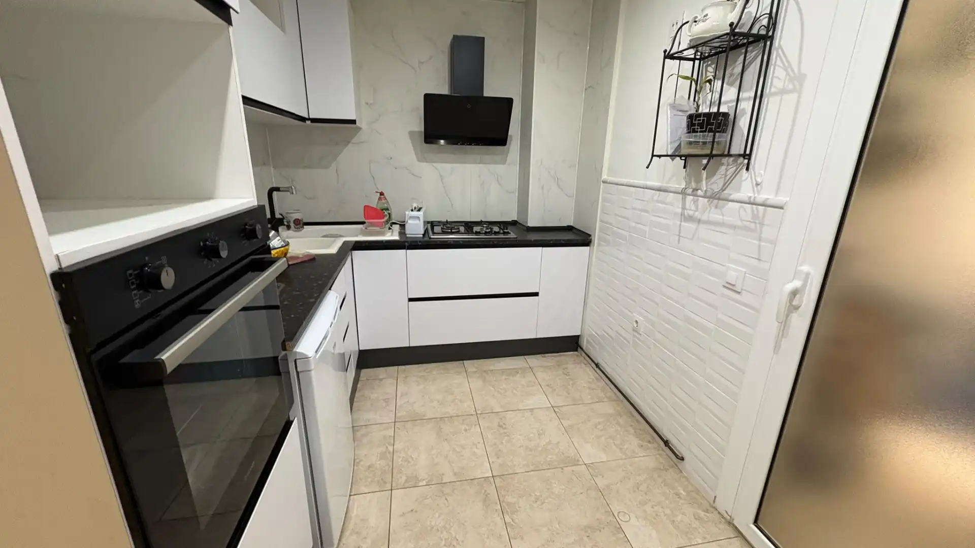 Kitchen of Flat for sale in Pineda de Mar  with Air Conditioner, Heating and Balcony