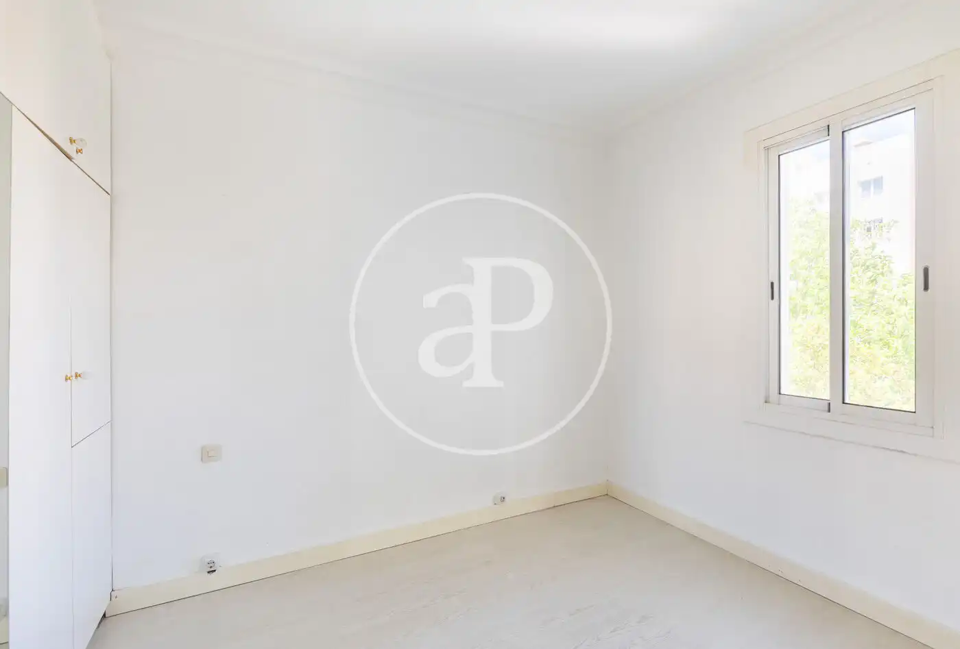 Bedroom of Flat for sale in Barcelona  with Air Conditioner and Heating