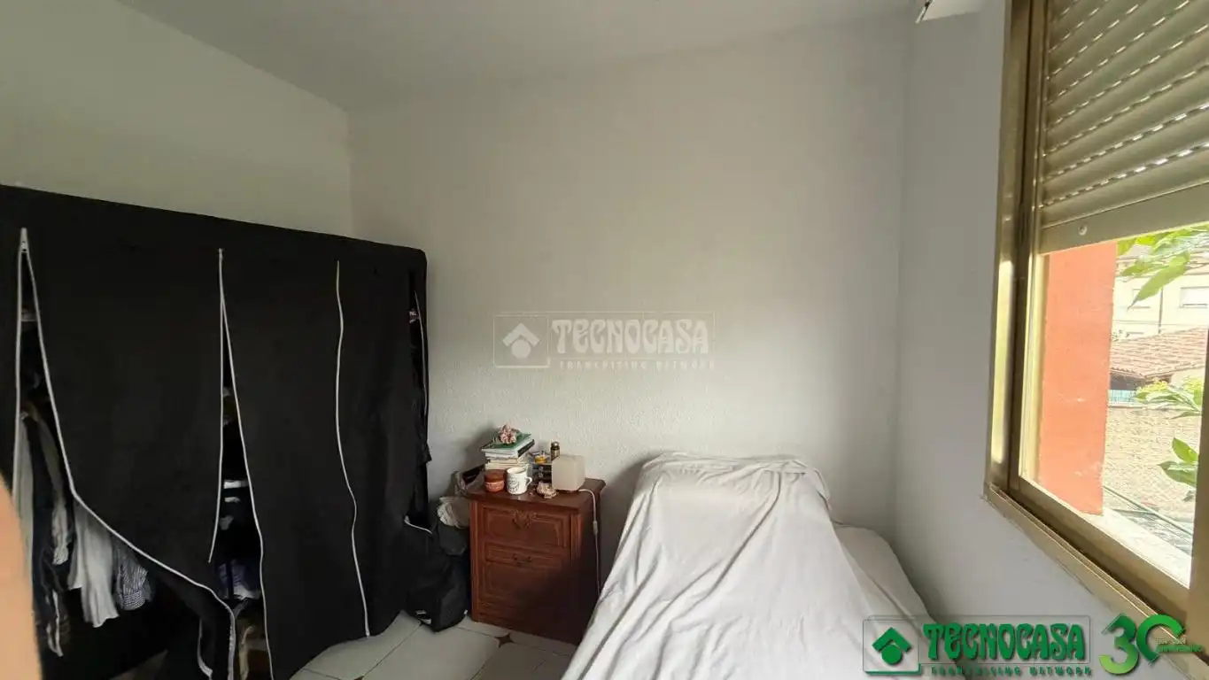 Habitación de Casa adosada en venta en Candeleda con Aire acondicionado, Terraza y Balcón