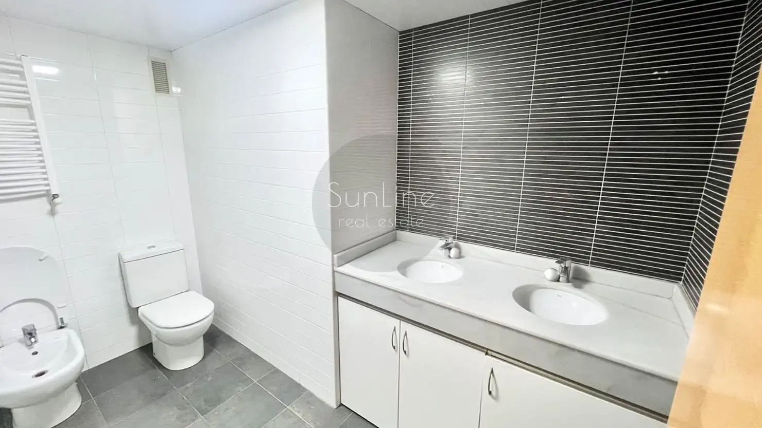 Baño de Casa adosada de alquiler en Massamagrell con Aire acondicionado, Terraza y Trastero