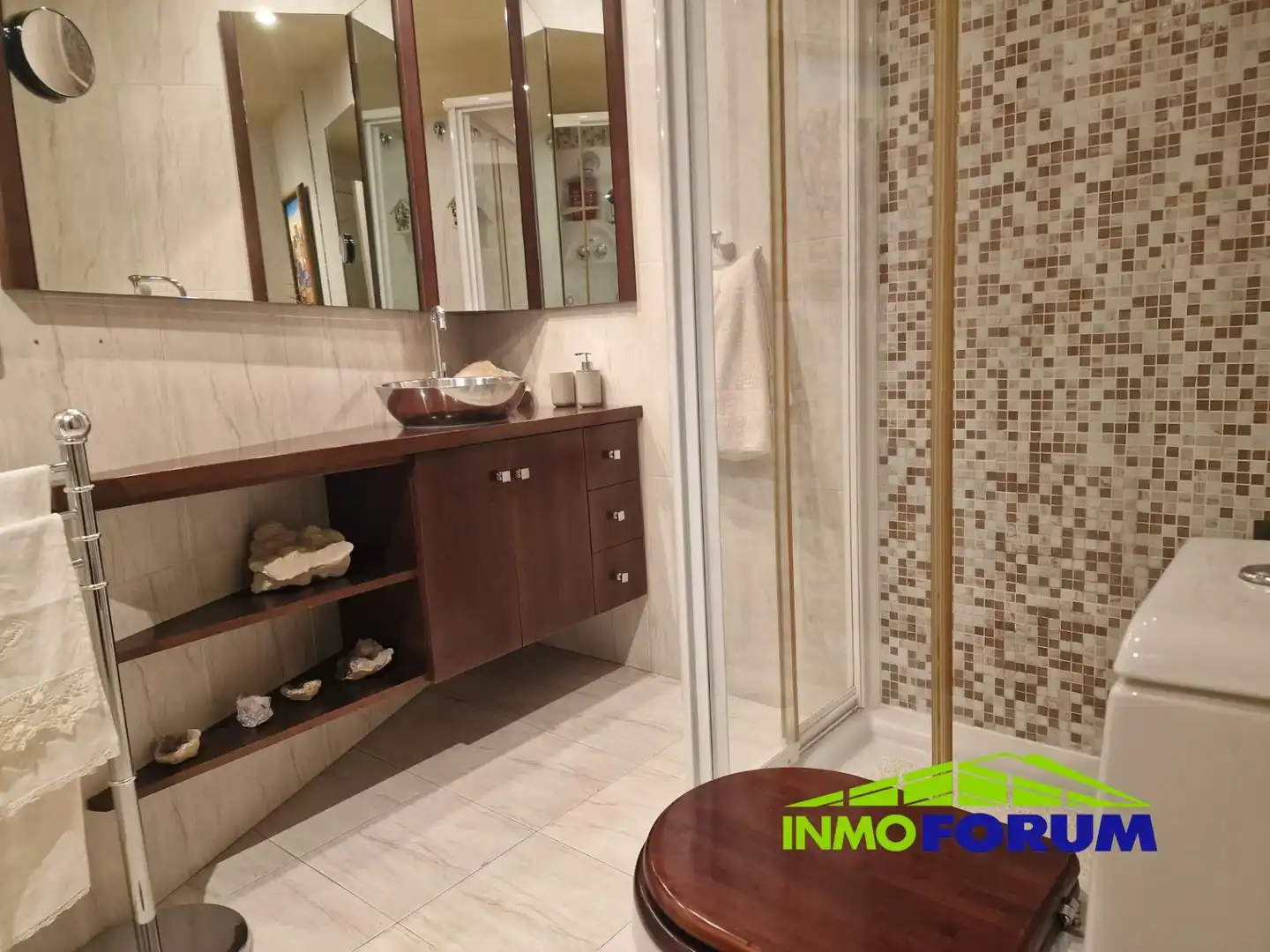 Bathroom of Attic for sale in A Coruña Capital   with Storage room