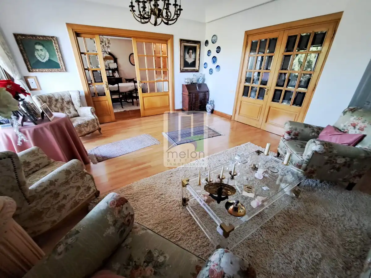 Piso de alquiler en LUIS RODRIGUEZ ARANGO, Universidad - Las Huelgas