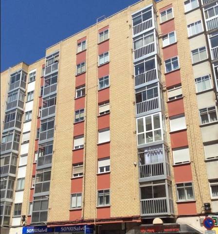 Piso en Venta en ARZOBISPO DE CASTRO en Gamonal - San Bruno - G9