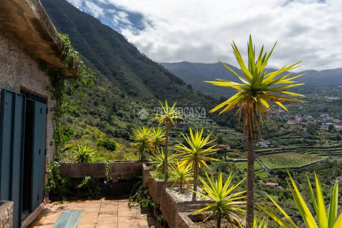 Jardín de Finca rústica en venta en La Orotava con Parquet