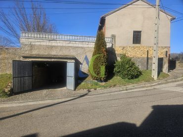Casa amb jardí en venda a CARRETERA