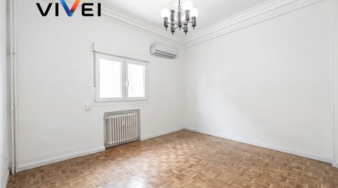 Foto 4 de Piso en venta en Calle de Moratines, Acacias, Madrid Capital