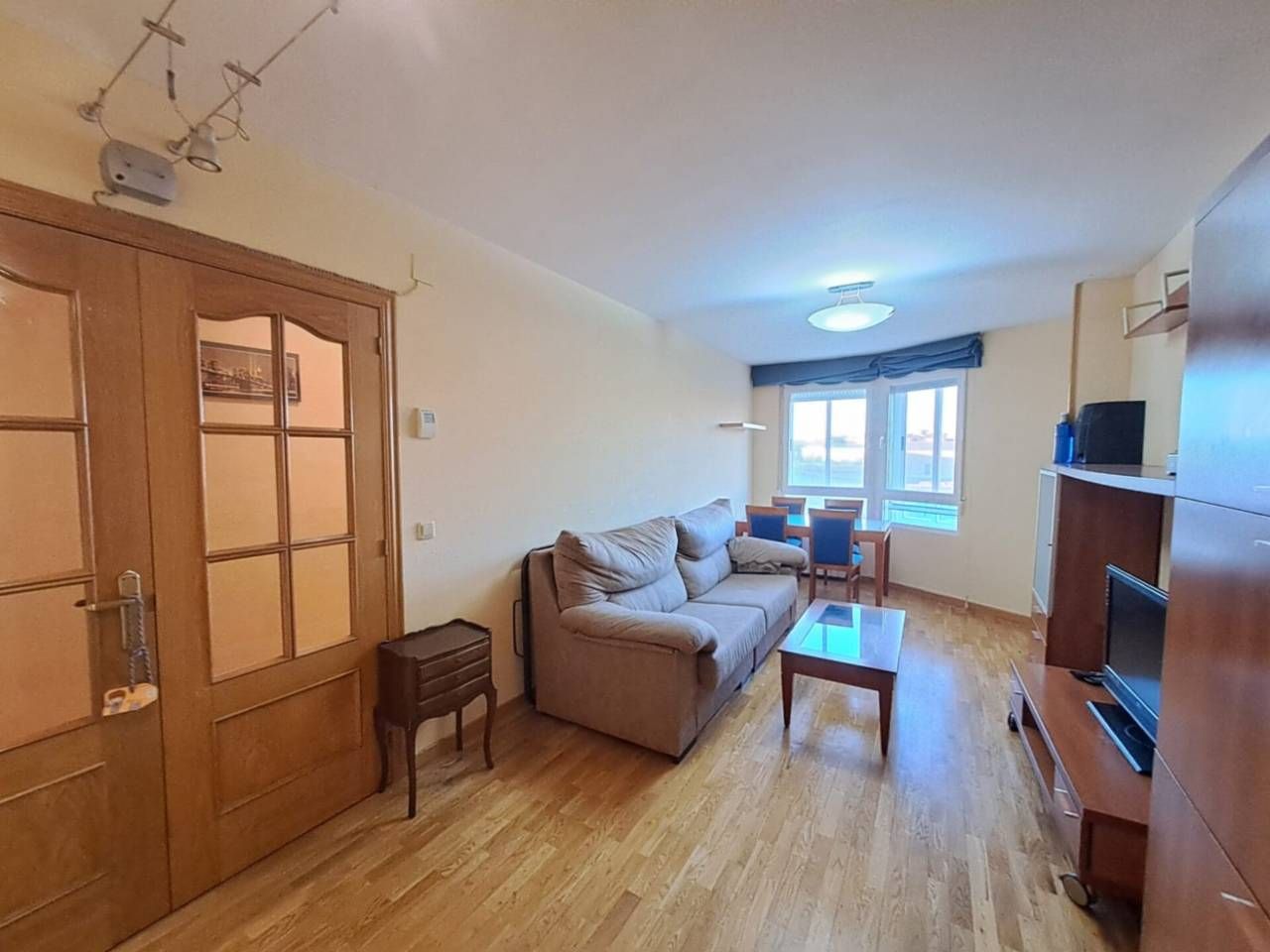 Sala de estar de Piso en venta en Villagonzalo Pedernales con Calefacción, Parquet y Trastero