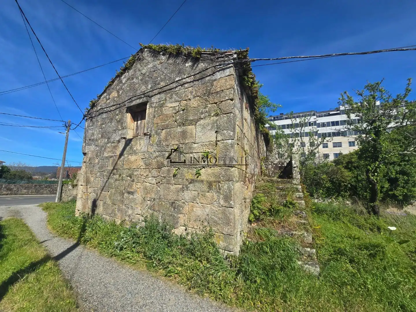 Vista exterior de Casa o xalet en venda en Pontevedra Capital  amb Jardí privat