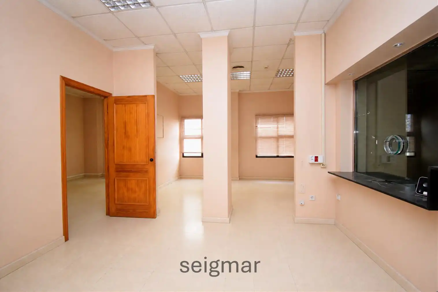 Business premises for sale in Calle Caballero de Rodas, imagen 5