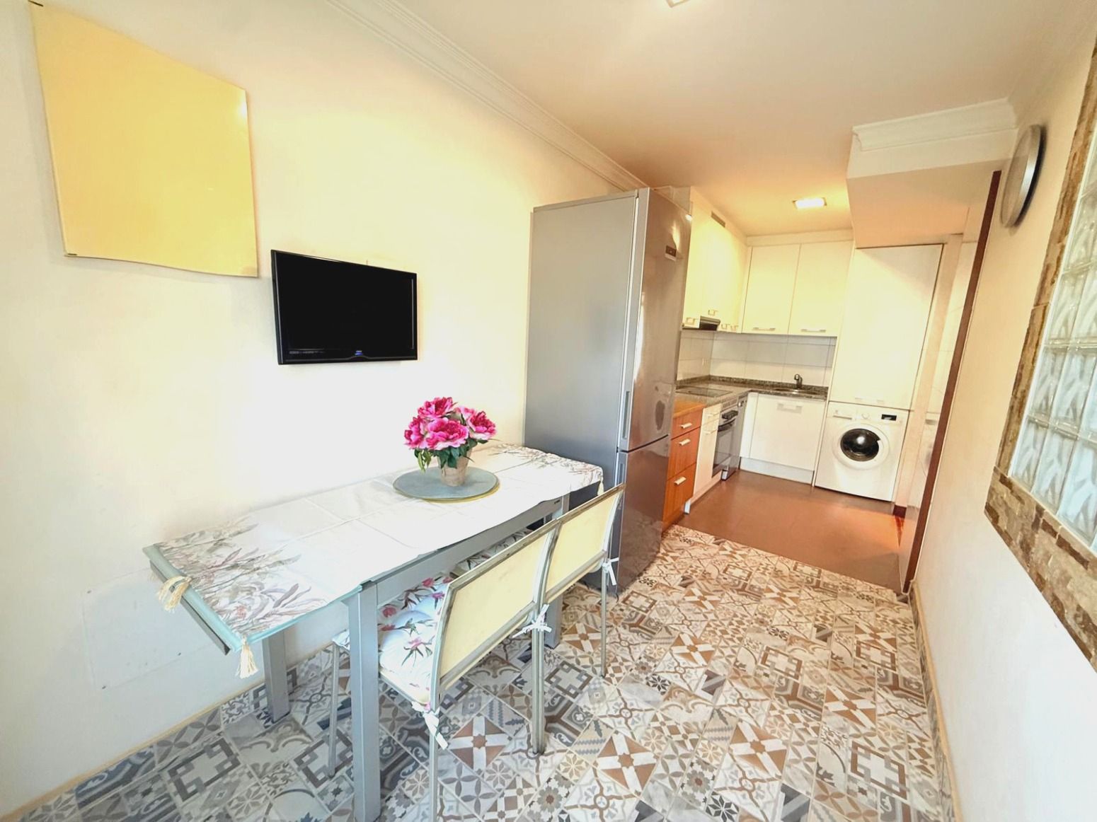 Cuina de Pis en venda en Avilés amb Calefacció, Terrassa i Moblat