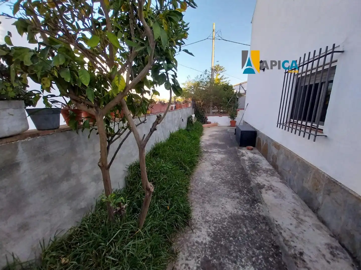 Vista exterior de Casa o xalet en venda en Vejer de la Frontera amb Aire condicionat, Calefacció i Terrassa