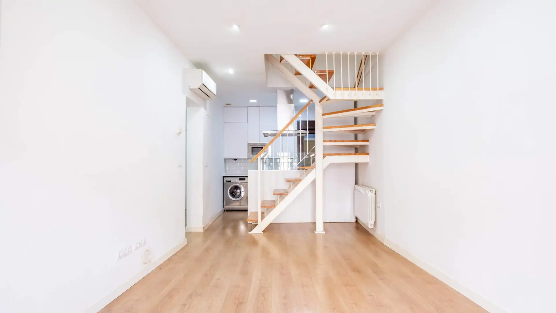 Duplex for sale in  Zaragoza Capital  with Heating, Terrace and Storage room