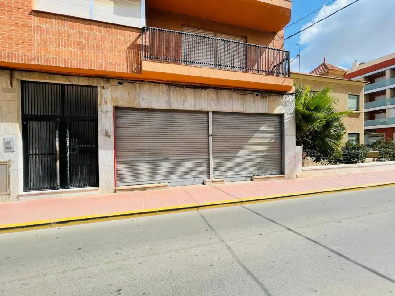 Business premises for sale in Calle Víctor Pérez