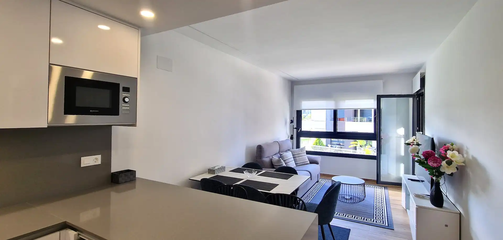 Sala de estar de Apartamento de alquiler en Orihuela con Aire acondicionado, Calefacción y Terraza