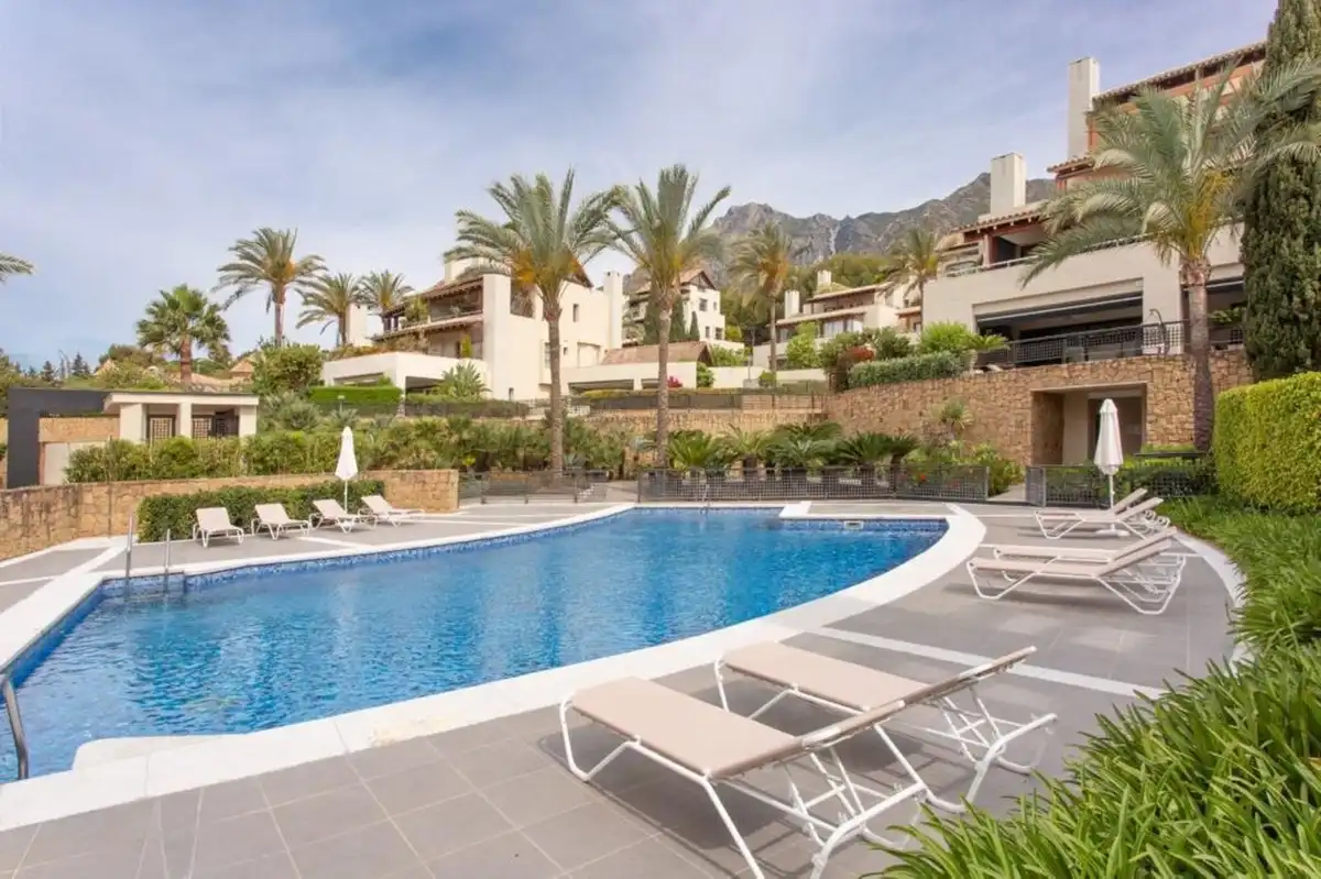 Apartment with pool for sale in Milla de Oro, imagen 2