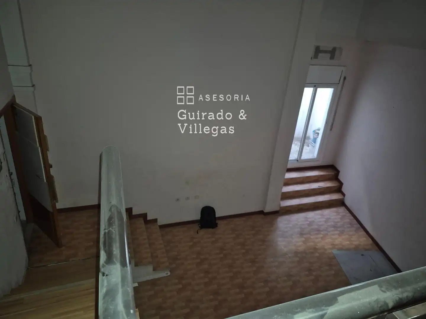 Dúplex en venta en Terrassa con Terraza y Alarma