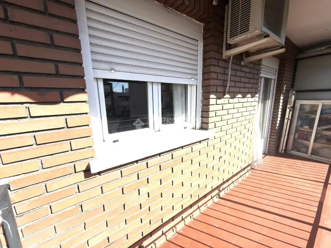 Außenansicht von Wohnung zum Verkauf in Madrid mit Heizung und Terrasse