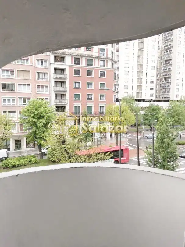 Apartment mit Terrasse zur Miete in Sabino Arana Etorbidea, imagen 23