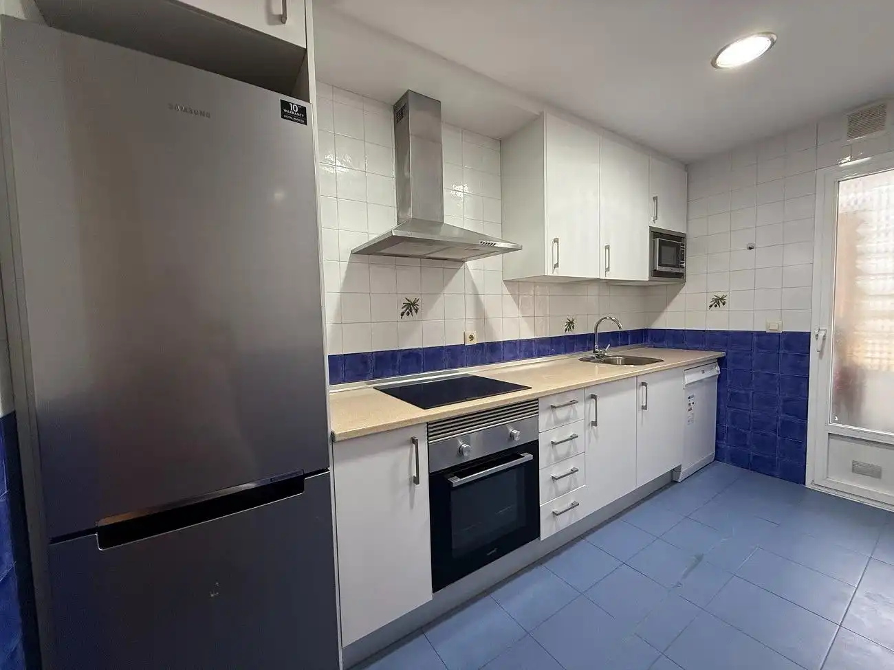 Piso con ascensor en venta en Maria Auxiliadora - Barriada de Llera, imagen 2