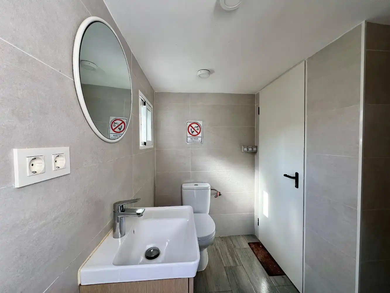 Baño de Casa o chalet en venta en Chiclana de la Frontera con Terraza y Trastero
