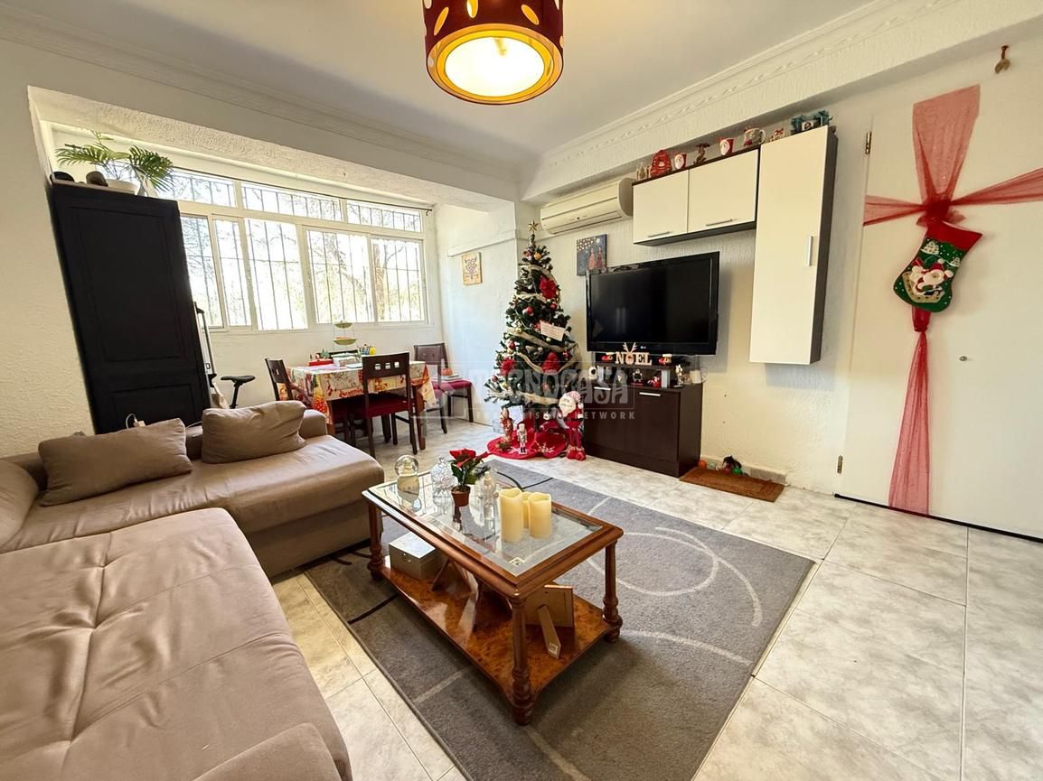 Sala d'estar de Pis en venda en  Huelva Capital amb Calefacció