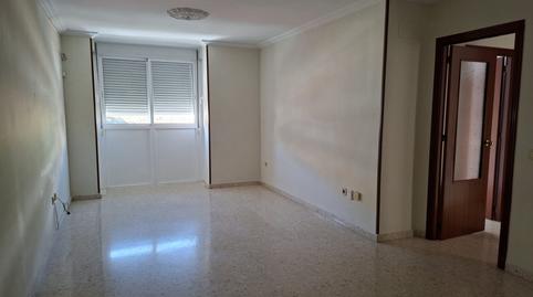 Foto 4 de Planta baja en venta en Avenida de Andalucía, 63, Alcalá del Río, Sevilla