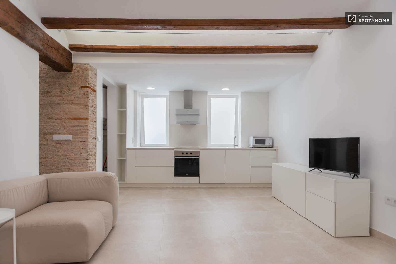 Estudio para compartir en La Xerea