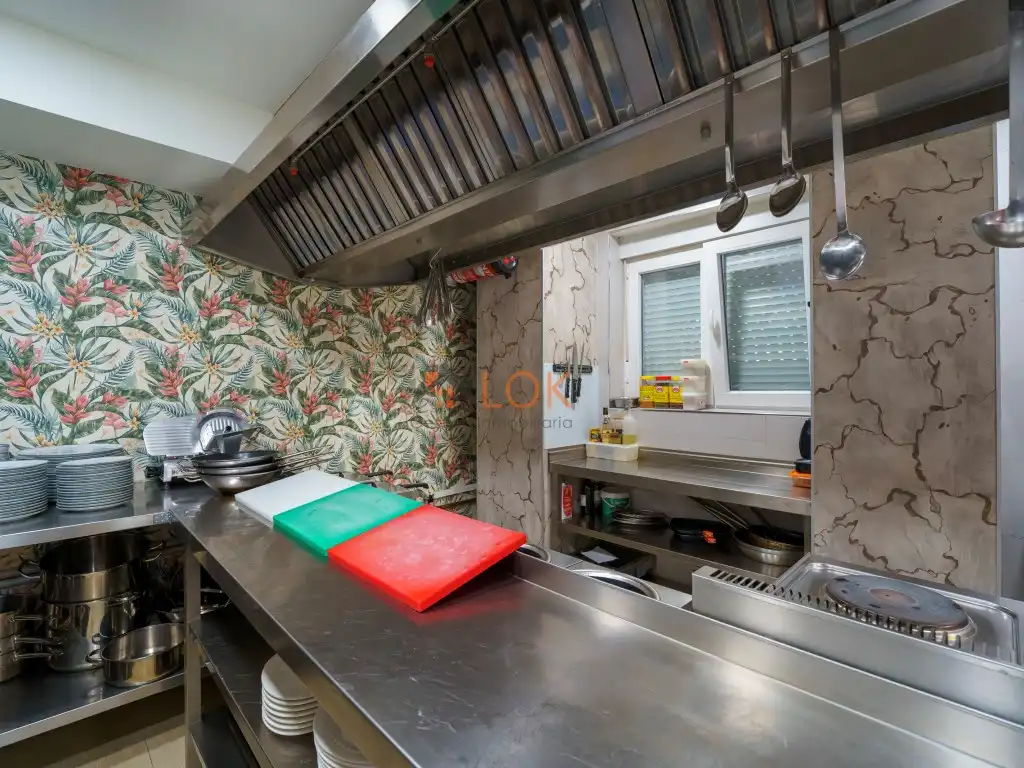 Kitchen of Commercial properties for sale in Torremolinos