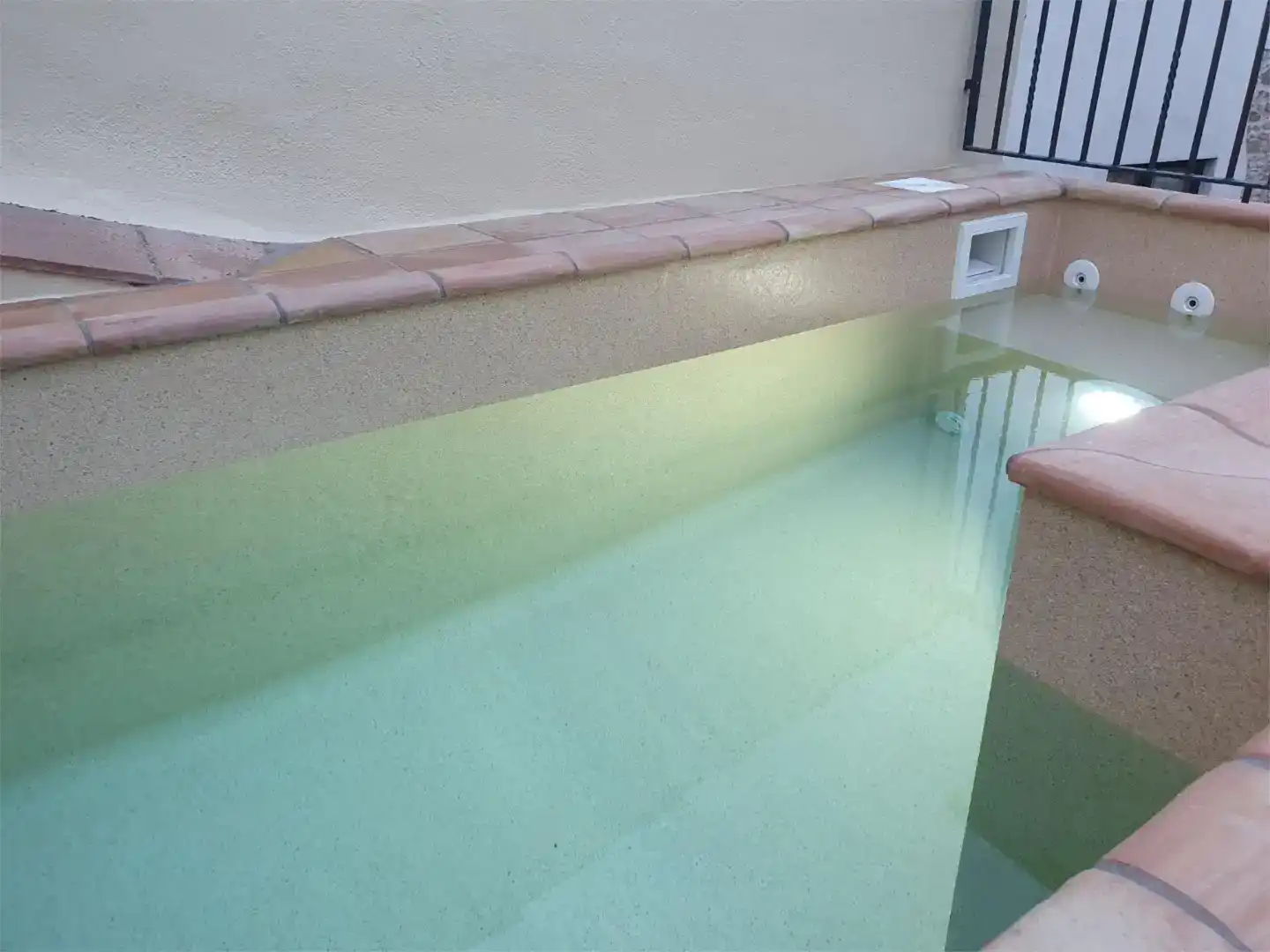 Piscina de Casa adosada en venda en Gualta amb Aire condicionat, Traster i Piscina