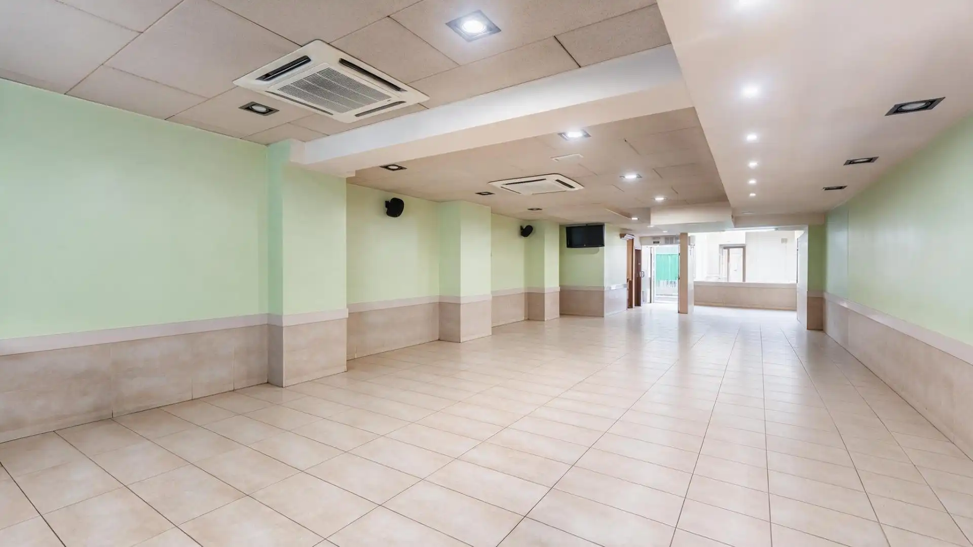 Local en venda en L'Hospitalet de Llobregat