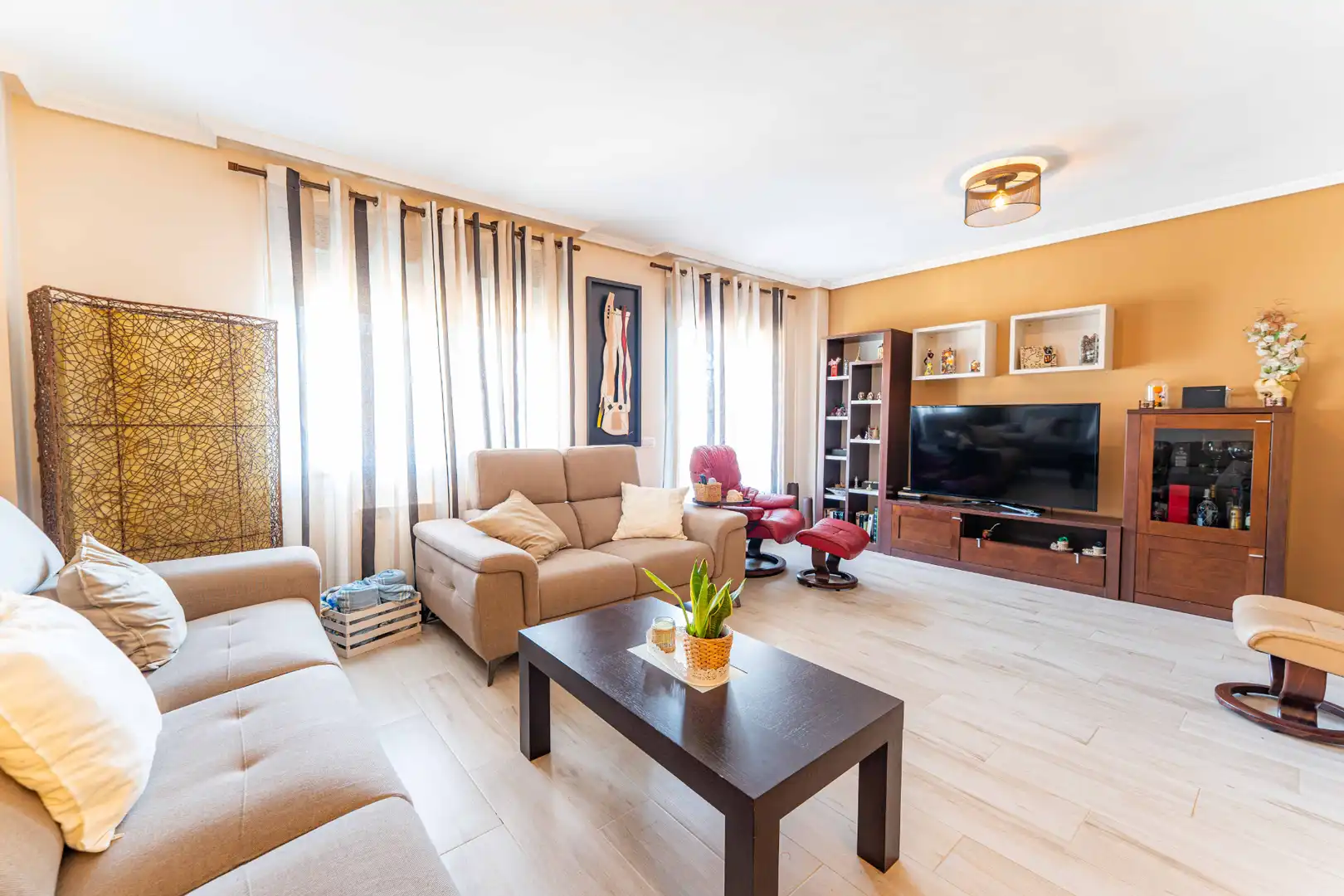Living room of Detached homes for sale in Arroyomolinos (Madrid)  with Heating, Private garden and Community pool