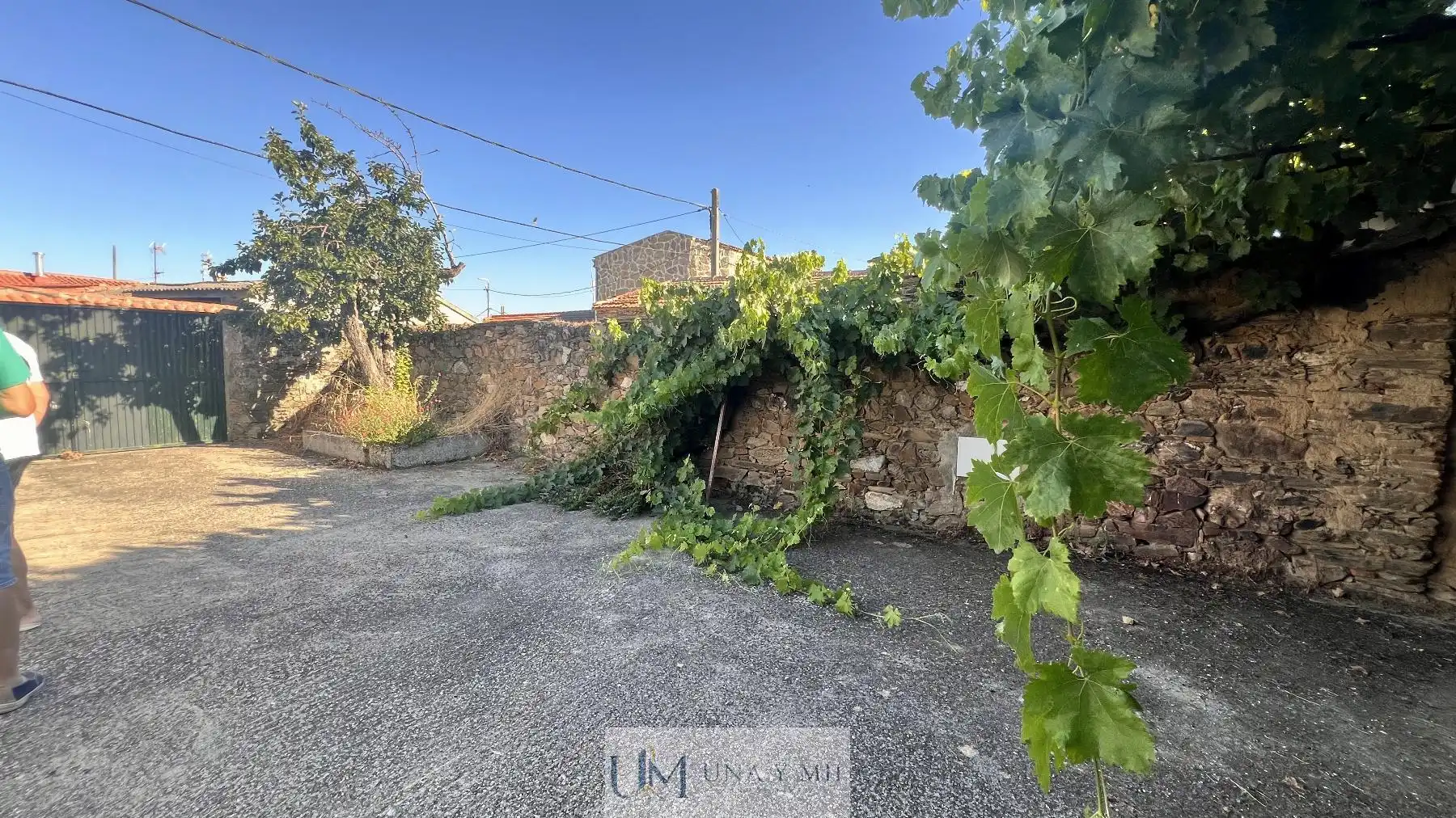 Casa o xalet en venda en Pedrosillo de los Aires amb Traster i Moblat