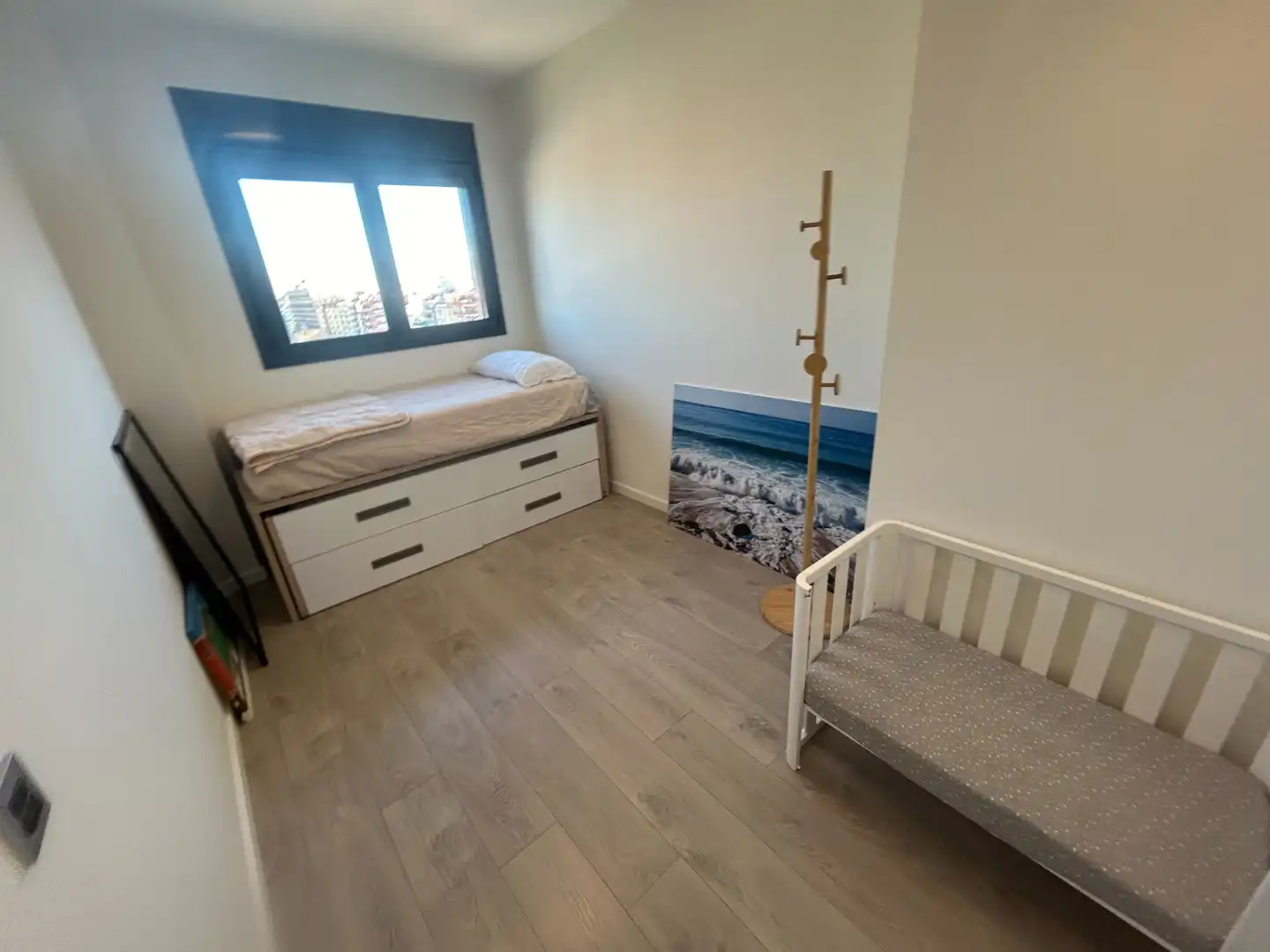 Schlafzimmer von Dachboden zum Verkauf in Barcelona mit Klimaanlage, Heizung und Parkett