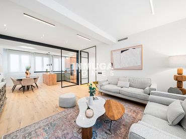 Piso con ascensor en venta en Chamberí