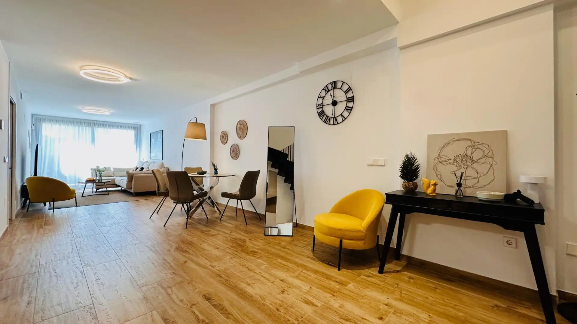 Sala d'estar de Dúplex de lloguer en Villajoyosa / La Vila Joiosa amb Aire condicionat, Calefacció i Jardí privat