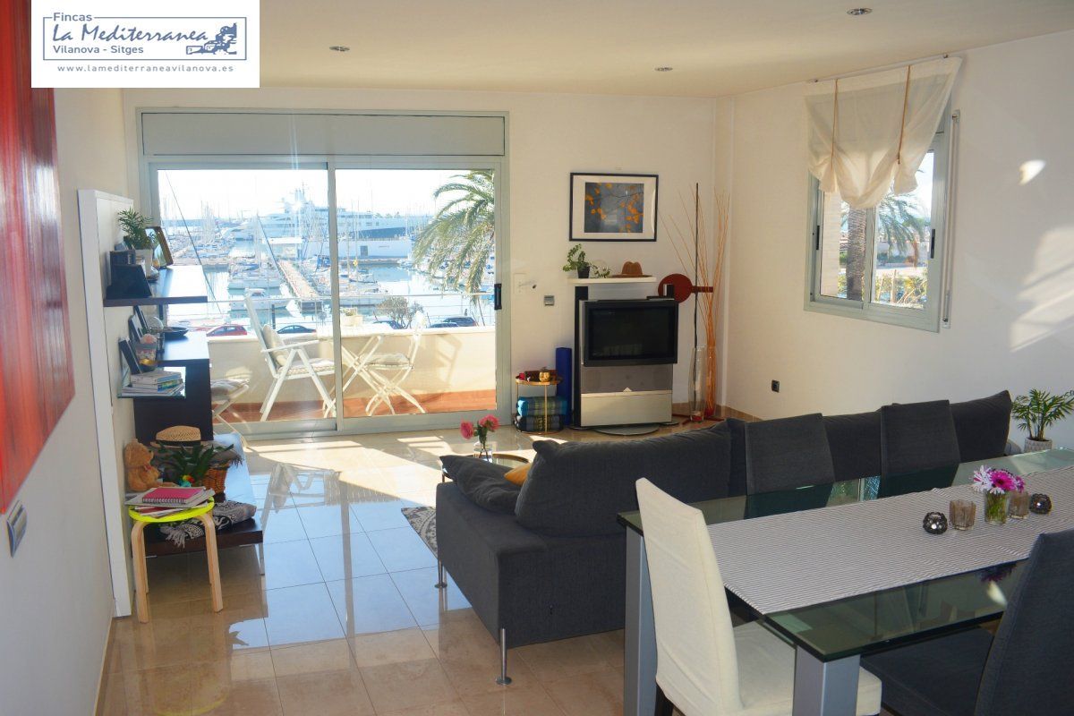 Living room of Flat to rent in Vilanova i la Geltrú  with Air Conditioner, Heating and Balcony