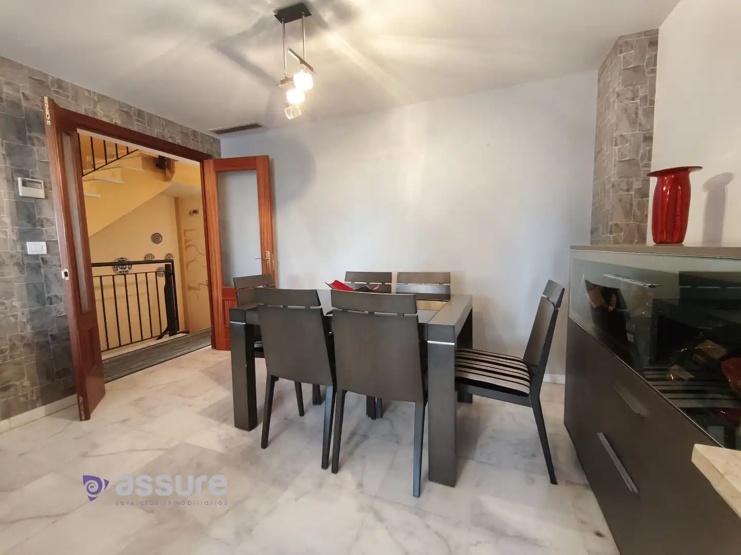 Comedor de Casa adosada en venta en Huelva con Aire acondicionado, Calefacción y Jardín privado