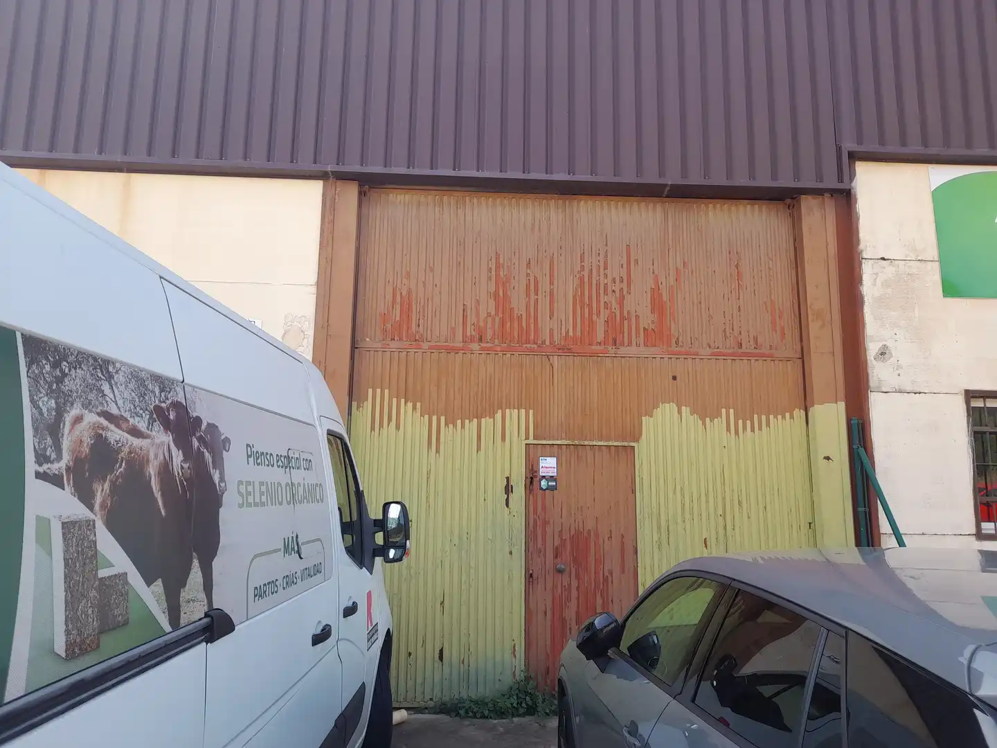Industrial building for sale in C/ La Palmosa, imagen 2