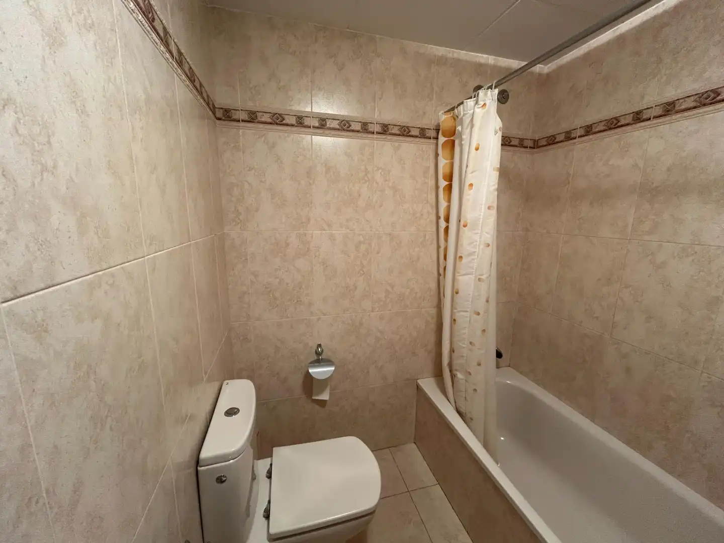 Badezimmer von Wohnung zum Verkauf in Cullera mit Klimaanlage und Möbliert