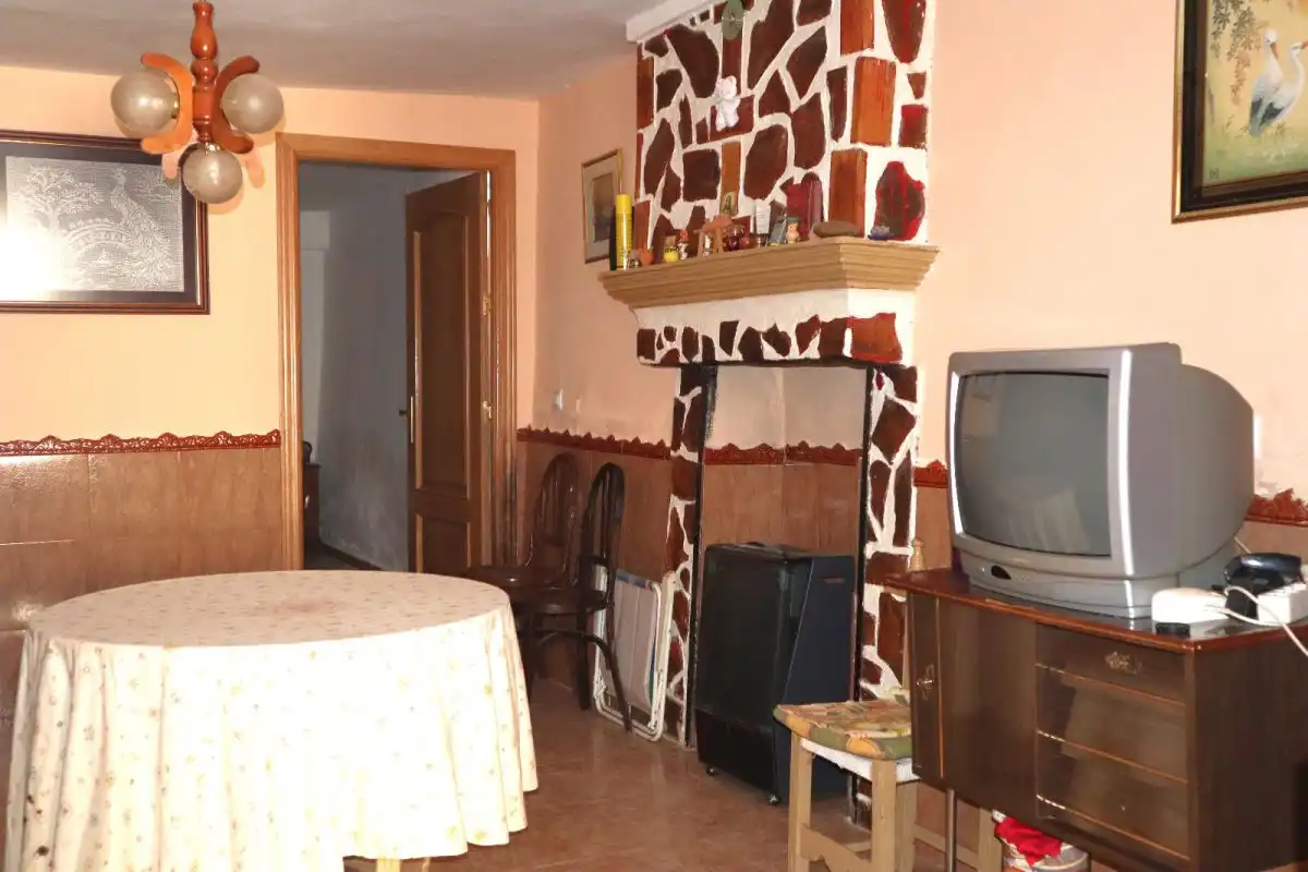 Sala d'estar de Casa o xalet en venda en Almedina