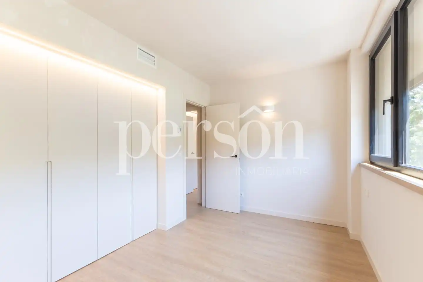 Habitación de Piso en venta en Valencia con Aire acondicionado, Jardín privado y Terraza