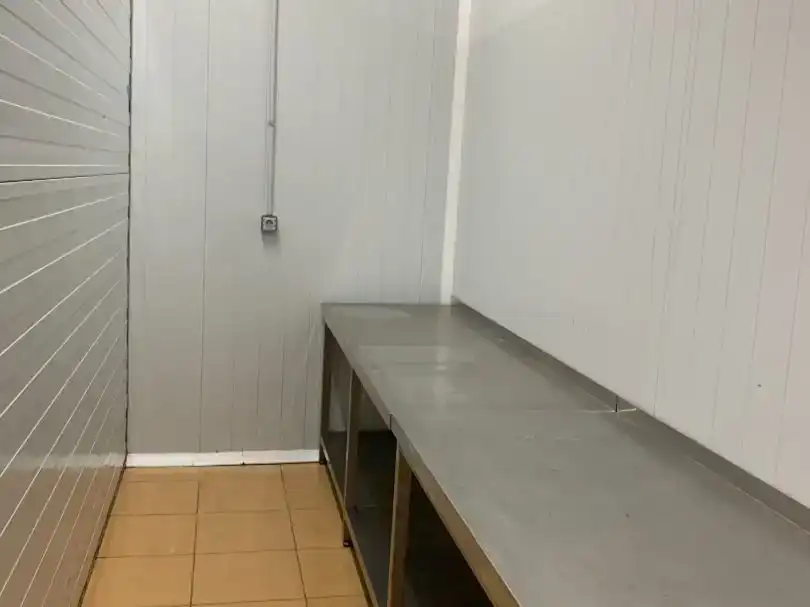 Küche von Fabrikhallen zur Miete in Bueu
