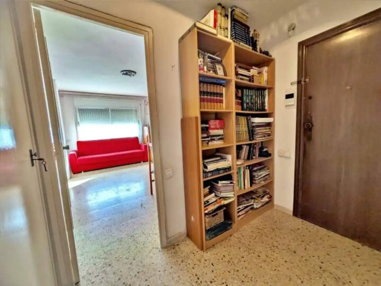 Piso con terraza en venta en Calle Catalònia, imagen 3