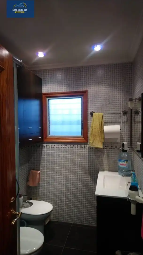 Bathroom of Houses for sale in Benillup  with Air Conditioner, Heating and Terrace