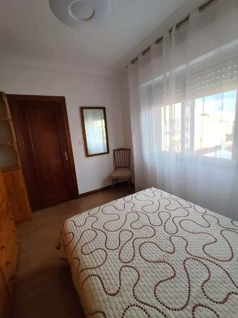 Schlafzimmer von Wohnung zur Miete in Puertollano mit Klimaanlage und Balkon