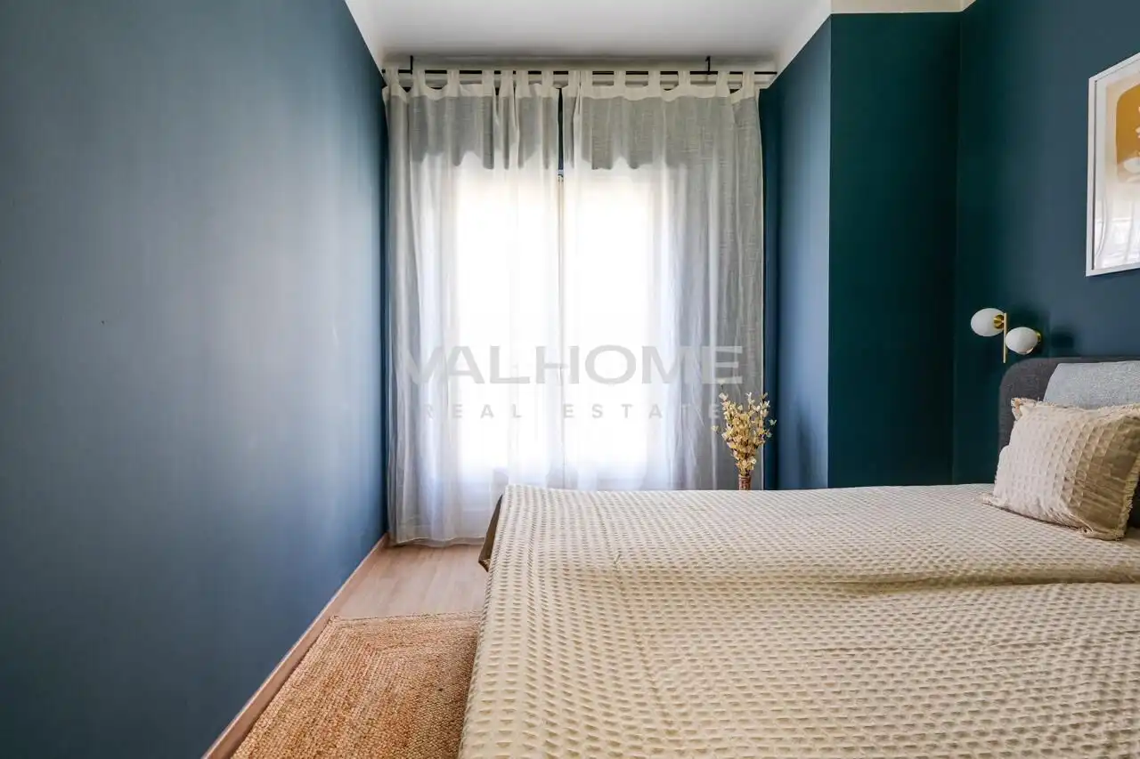 Schlafzimmer von Wohnungen zum Verkauf in Barcelona mit Klimaanlage, Heizung und Balkon