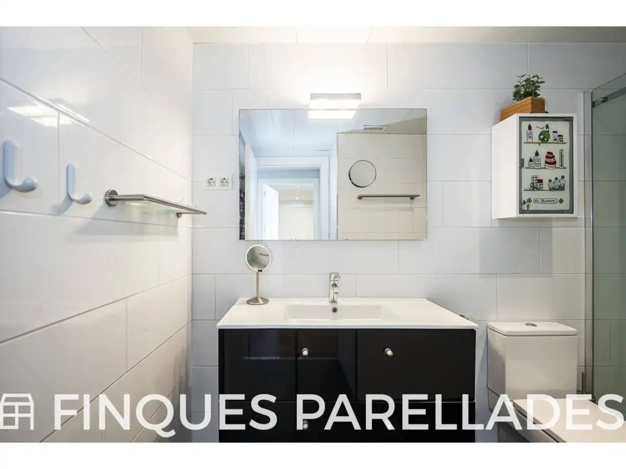 Bathroom of Attic for sale in Sitges  with Air Conditioner, Heating and Parquet flooring