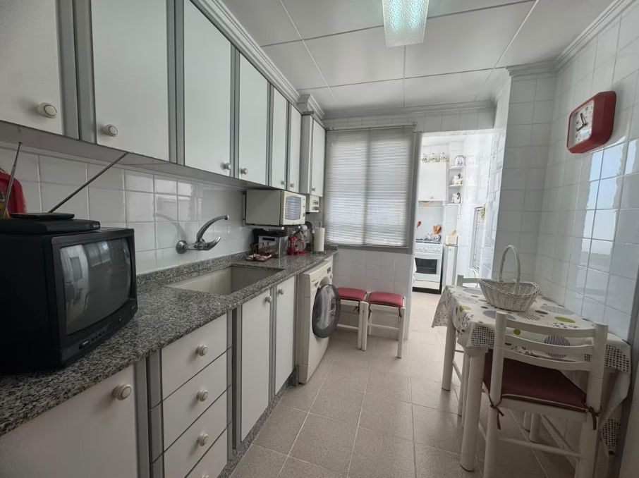 Kitchen of Flat for sale in Torremolinos